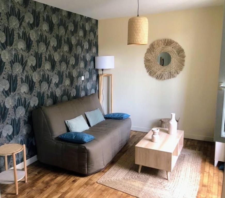 Logement A Brive Avec Terrasse Et Climatisation - Pres De La Gare Et Du Centre-Ville - Wifi Et Stationnement Gratuit Eksteriør billede