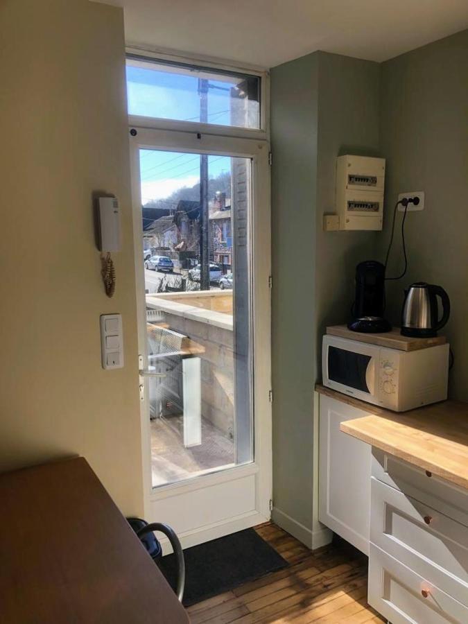 Logement A Brive Avec Terrasse Et Climatisation - Pres De La Gare Et Du Centre-Ville - Wifi Et Stationnement Gratuit Eksteriør billede